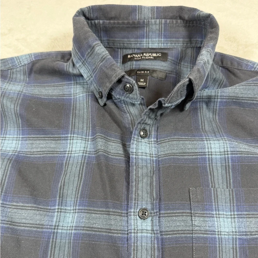 Banana Republic Luxe Flannel Slim Fig Navy and Light Blue Plaid Flannel Shirt